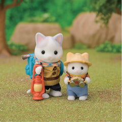 Sylvanian Families - 5763 Két figurás kaland felfedező szett tejes macska apa fiú állatfigura részletes játék 3 éves naty Shop babákhoz