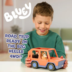 BlueY Heeler-Familienwagen; Ausflug mit Familie Heeler; enthält bewegliche Chilli-Figur; mit offenem Dach zum Einsetzen Figuren; ideal für alle 6,3 cm großen Figuren (separat erhältlich)