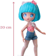 4SF - Pretty Pink Scooter, Japanische Fashion Puppe mit Motorrad, Figur von 19,5 cm mit 15 Gelenkpunkten, Inklusive Helm und Tasche, Trägt EIN Top mit Mikroschorts, Famosa (HKTF3000)