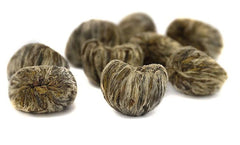 Flori de ceai lingou de aur 1 bucată 6 g | Frunze de ceai verde | Flori de iasomie | Floare târâtoare europeană | Ceai verde | Ceai cu flori | Flori de ceai verde | Ideal pentru iubitorii de ceai