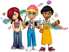 LEGO Friends Heartlake City Café, Gyerekjáték, Játék pékség, Ajándékötlet 6 év feletti lányoknak és fiúknak, 3 db játékfigura és kutyafigura készlet 42618 Építőkészletek Besuche den LEGO-Store