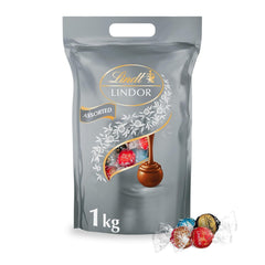 Lindt csokoládé | Válogatott táska LINDOR ezüst | 1 kg-os zsák | 80 szájban olvadó tejcsokoládé golyó, 70%, sós karamell és dupla csokoládé ízesítés | Ajándék csokoládé megosztani