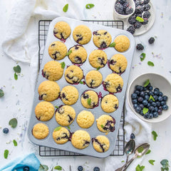 0070035 HÁTFORMÁJA 24 MINI MUFFINHOZ 38,5 X 26 X 2 H CM Sütőformák és tálcák Naty Shop