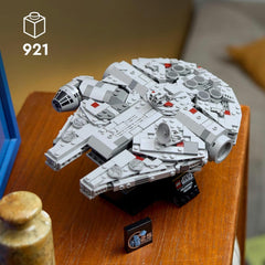 LEGO Star Wars Millennium Falcon 25. évfordulós készlet felnőtteknek építhető hajó Új remény, gyűjthető űrhajó modellkészlet Ajándékok férfiaknak Női 75375 Építőkészletek Besuche den LEGO-Store