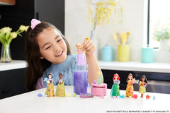 Mattel Disney Princess Royal Color Reveal, păpușă mică cu 6 surprize, inclusiv inel parfumat și 4 accesorii (păpușile pot varia), Seria Garden Party HRN63