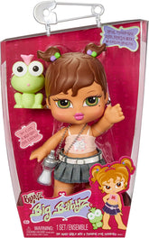 Bratz Big Babyz Yasmin – 34 cm große Sammlerpuppe, Inklusive Haustier, Accessoires und Echter Mode