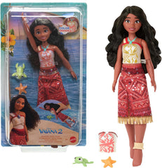 Jucării Mattel din Disney Moana 2, păpușă de modă Tautai Moana care înoată cu 2 accesorii, vârf și picioare care își schimbă culoarea pentru mișcări de înot, inspirată din film, JFF09