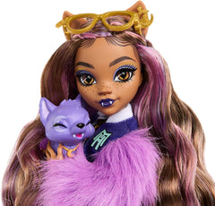 Păpușă Monster High Clawdeen Wolf cu câine Crescent și accesorii precum rucsac, calendar, gustări și multe altele, HRP65 Papusi Naty Shop