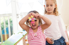 Hape Doll Family díjnyertes babacsaládi szett Egyedi fából készült babaház-kiegészítő Fantasztikus játék 6 babacsaládtag Naty Shop babák