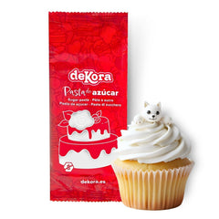 Dekora - Fondant alb din pastă de zahăr 150g - Perfect pentru prăjituri și decorațiuni de copt - Fără gluten și lactoză - Aromă de vanilie - Moale, flexibil și ușor de modelat pentru decorațiuni creative Pasta de zahar Naty Shop Alb