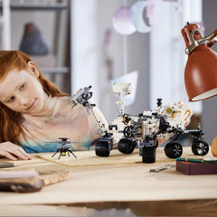 LEGO Space Toy Set 42158 Technic NASA Mars Rover Perserverance Ar App, Science építőjáték lányoknak és fiúknak 10+ építőkészletek Besuche den LEGO-Store