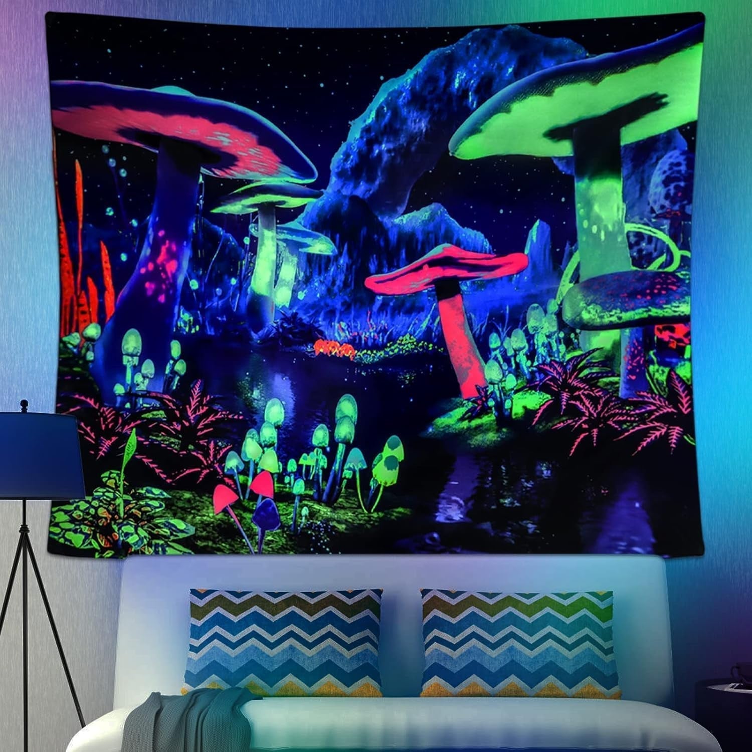 Tapiserie dremisland blacklight mushroom psychedelic reactive galaxy wall Casa - Accesorii si Decoratiuni Naty Shop