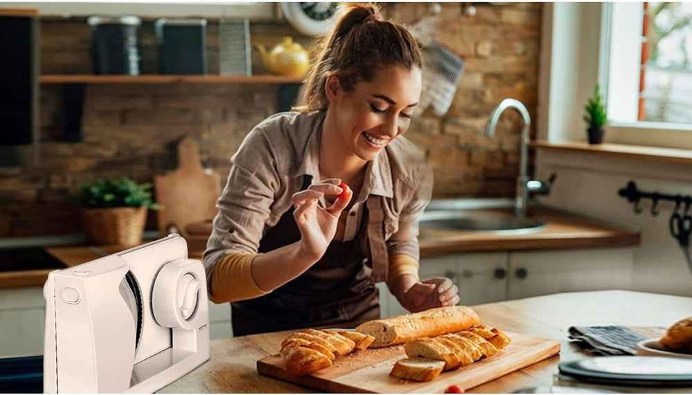 MPM MKR-05 Univerzális elektromos szeletelő, állítható vágási vastagság 15 mm-ig, 150 W aprítók és szeletelők Naty Shop