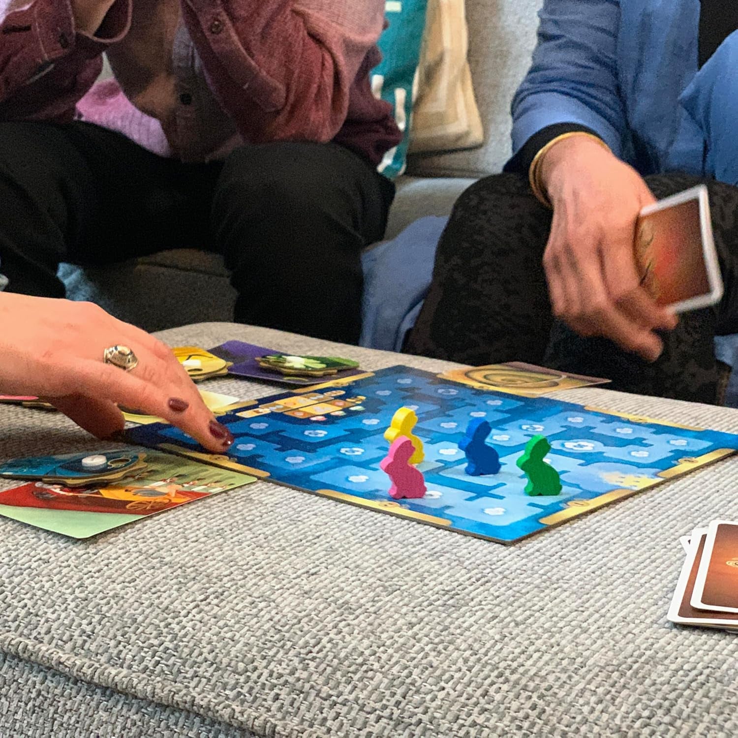 Asmodee, Dixit, német verzió, alapjáték, egy kép ezer szót ér, kreatív családi játék 3-8 játékos számára 8 év felett, Az év játéka 2010 30 perces játékidővel