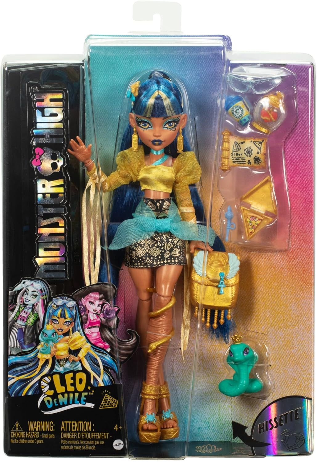 Păpușa Monster High Cleo De Nile într-o bluză aurie și o fustă cu mai multe straturi, include cobra Hissette și accesorii precum un ghiozdan, o gustare și un sul de hârtie igienică, HXH74