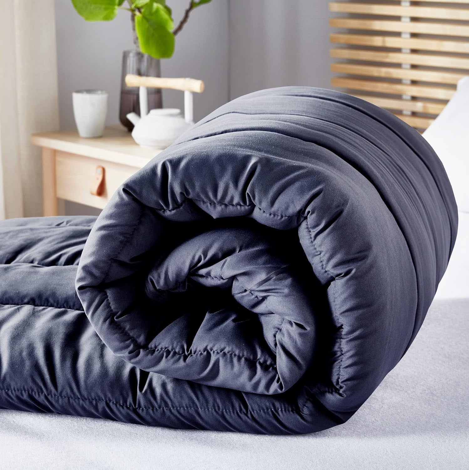 Pikolin Home - Kifordítható paplan 300 G - Nordic kéttónusú töltet - Ágyhoz 90 - kényelmes, meleg, légáteresztő, sötétkék, 135 X 200 cm Paplanok és paplanok Naty Shop