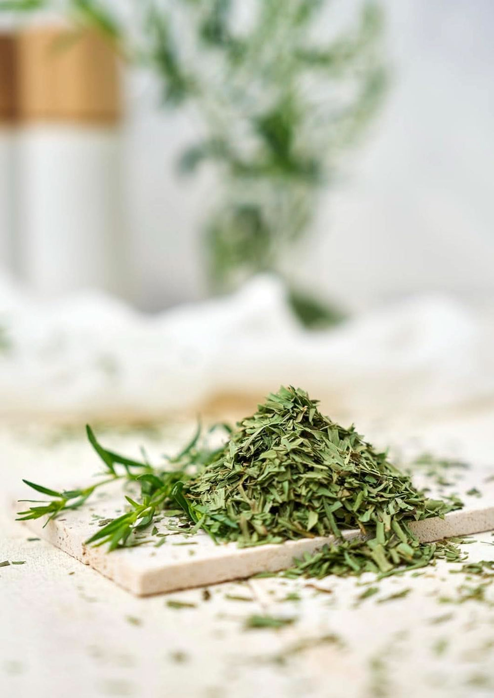 Fuchs, tárkony, francia fűszernövények saláták finomításához vagy hollandi szósz, 10 gramm Condimente Naty Shop