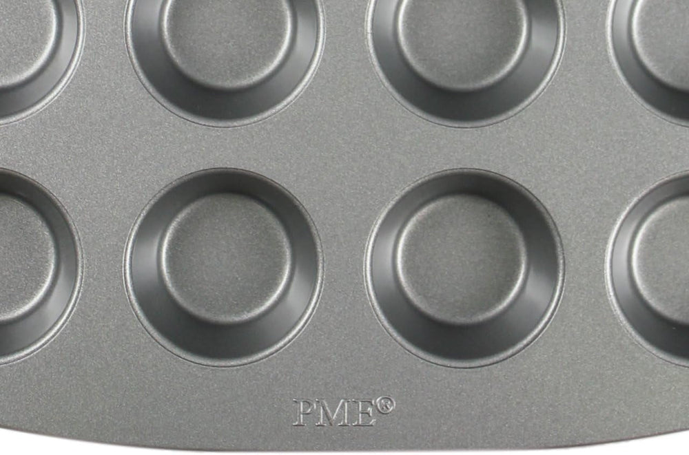 CSB111 Antihaftbeschichtete Mini-Muffinform Mit 24 Löchern Aus Karbonstahl, Edelstahl, Ezüst, 39,4 X 24,6 X 2,1 cm Formák és tálcák sütéshez Naty Shop