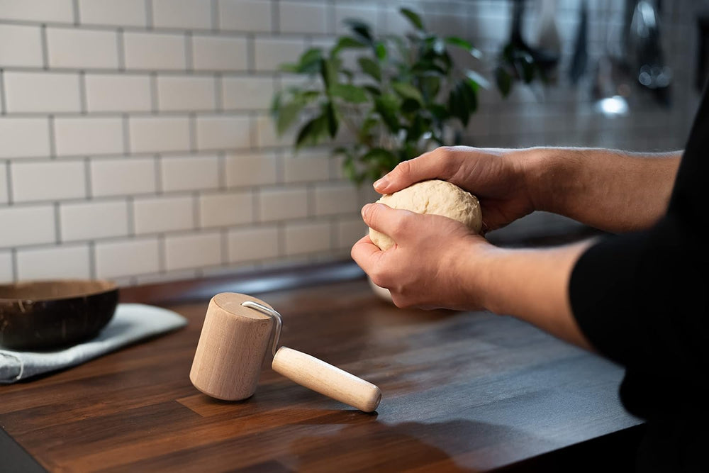 Chinchilla® Backblechroller/Teigroller zylindrisch aus Buchenholz | Der stable Helper für die Küche | Németországban készült | Nachhaltige Qualität aus Deutschland | 18 x 5 cm