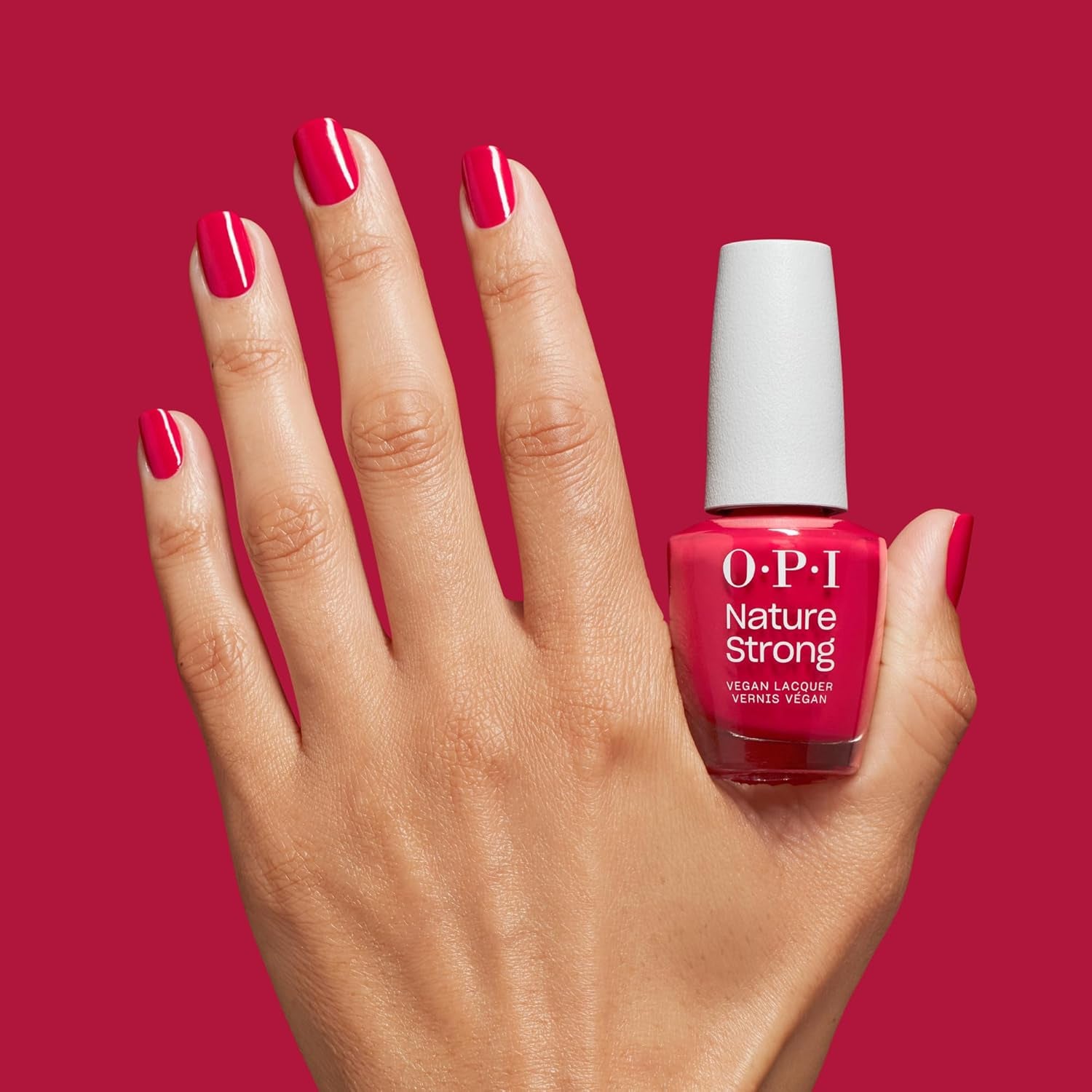 OPI Nature Strong Berry Pickin' Season - Piros körömlakk - Intenzív ragyogás és 7 napos tartás | Tartós szín a körmöknek | 15 ml