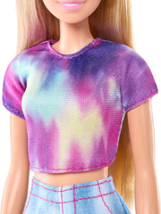 Barbie Mysteries: Beach Detectives Barbie Malibu Modepuppe mit unverkennbarem Outfit zum An- und Ausziehen und Accessoires, inklusive Sonnenbrille, JFV63