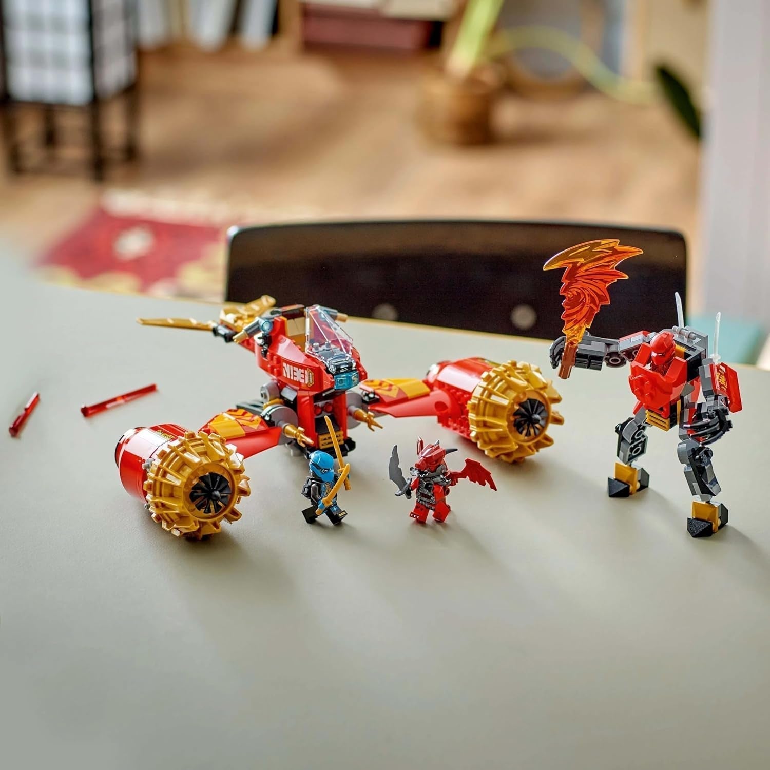LEGO NINJAGO Kai viharlovas gépe - Repülő motoros játék 3 minifigurával - Mech mozgatható fejjel, karokkal és lábakkal - Építőjáték - Ajándék 7 év feletti fiúknak és lányoknak 71830 Építőkészletek Besuche den LEGO-Store