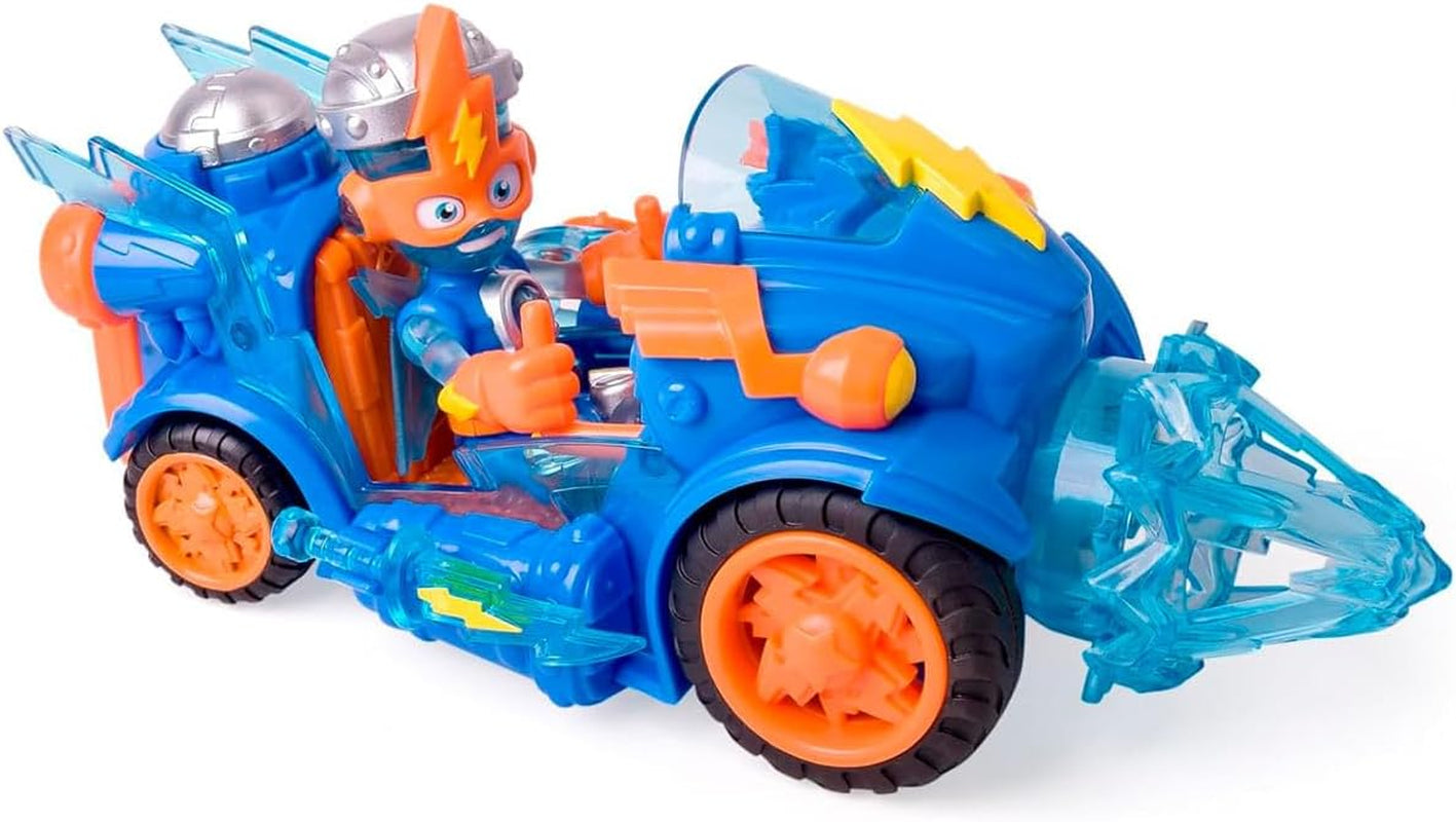 Superthings Kazoo Power – Combat Vehicle Kid Kazoom. Kid Kazoom Kampfahrzeug aus der TV-Serie Kazoom Power. Tartalmaz 1 harci járművet, 1 Kid Kazoom Exclusive-t, 1 fegyvert és 1 kiegészítőt