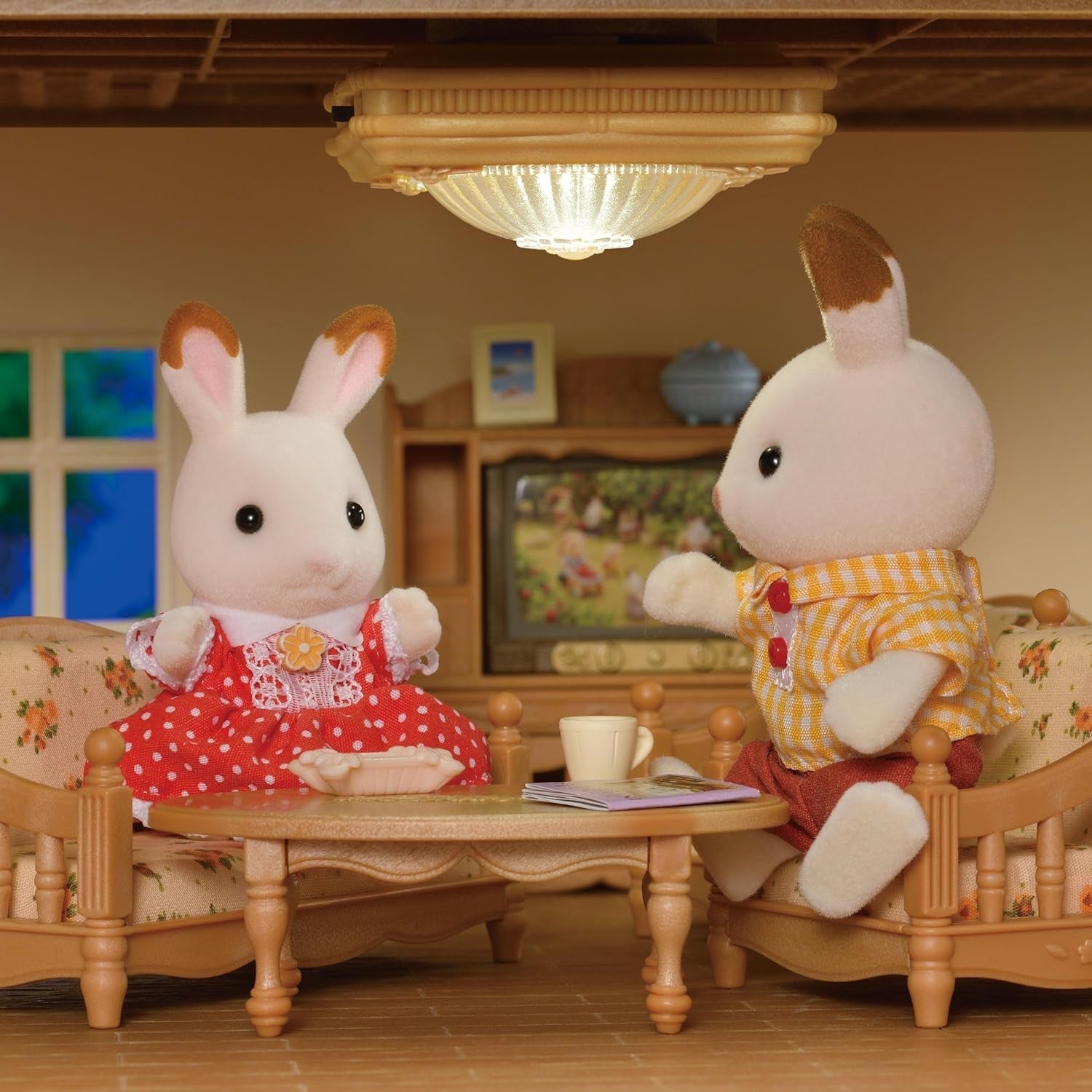 Sylvanian Families 5528 Plafonieră - Mobilier pentru casa de păpuși, maro Papusi Naty Shop