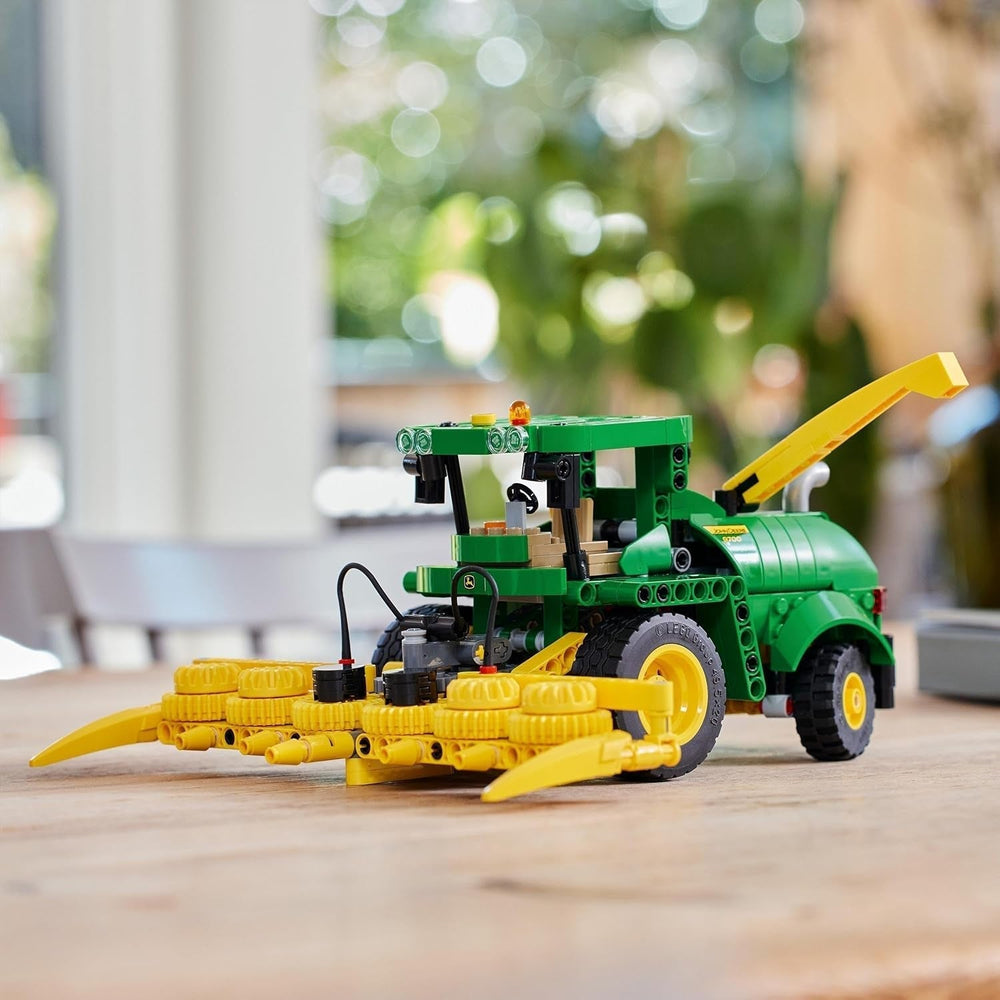 LEGO Technic John Deere 9700 Takarmánykombájn Gyerek játék traktor Farm Szett Járműmodell valósághű funkciókkal Ajándék fiúknak és lányoknak 9 éves, 42168 építőkészletek Besuche den LEGO-Store