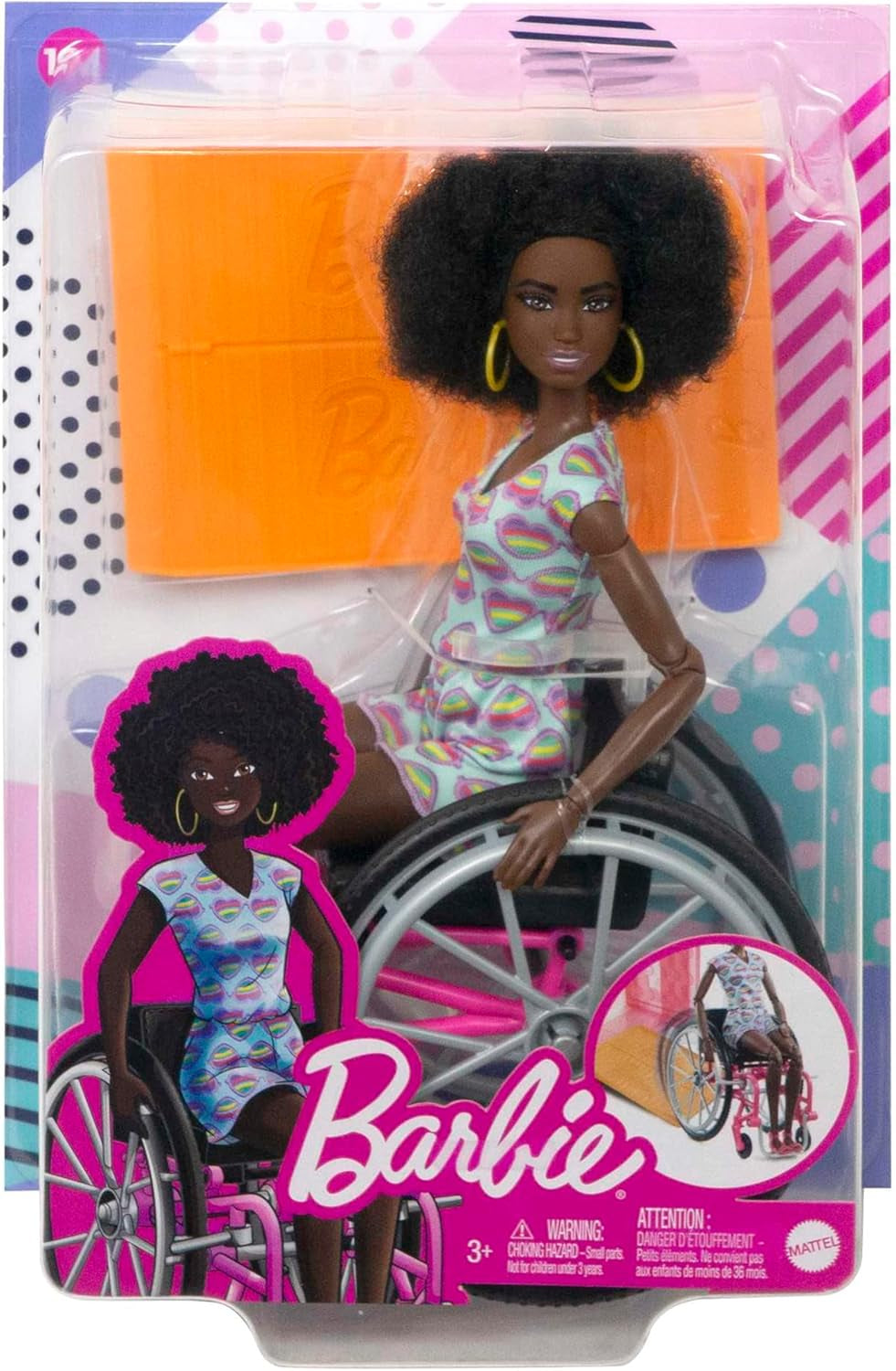 Barbie Fashionistas, păr negru, scaun cu rotile cu salopetă colorată, scaun cu rotile cu rampă, păpușă inclusă, cadou pentru copii, jucărie pentru vârsta de 3 ani și peste, HJT14