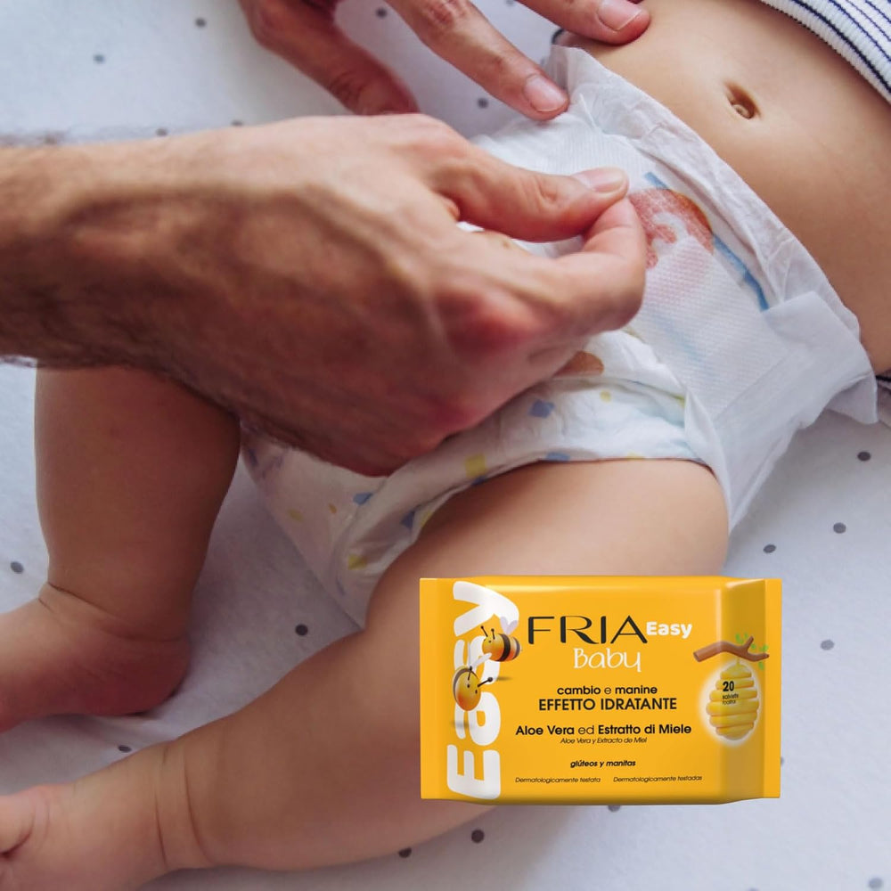 Easy Baby Nedves Törlőkendő Aloe Verával és Mézkivonattal Bőrhidratáló, Bőrgyógyászatilag tesztelt, 20 db törlőkendőt tartalmazó csomag