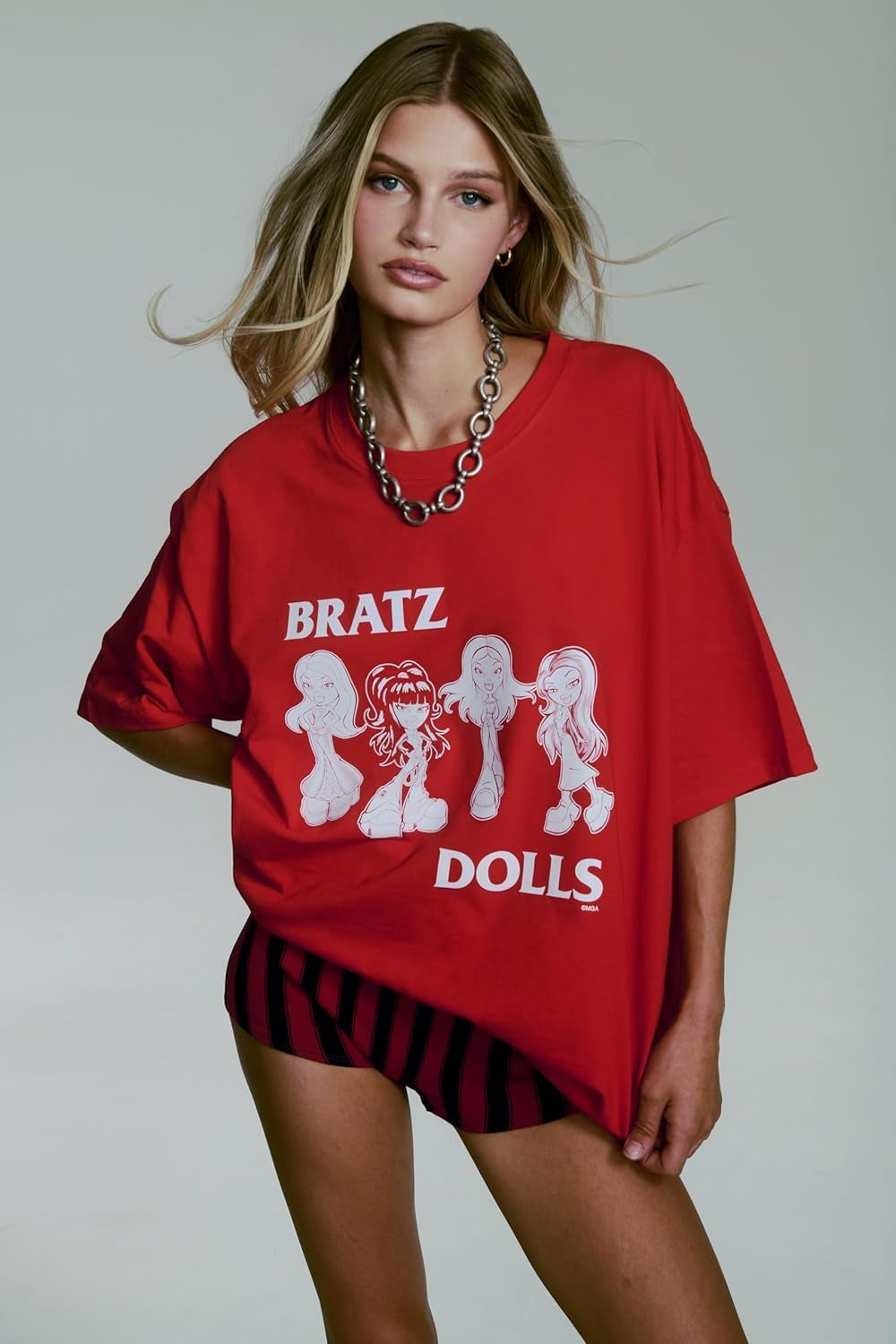 Bratz Stylin' Jade - Păpușă la modă cu tricou pentru a te stiliza, include accesorii, jucărie drăguță pentru fete