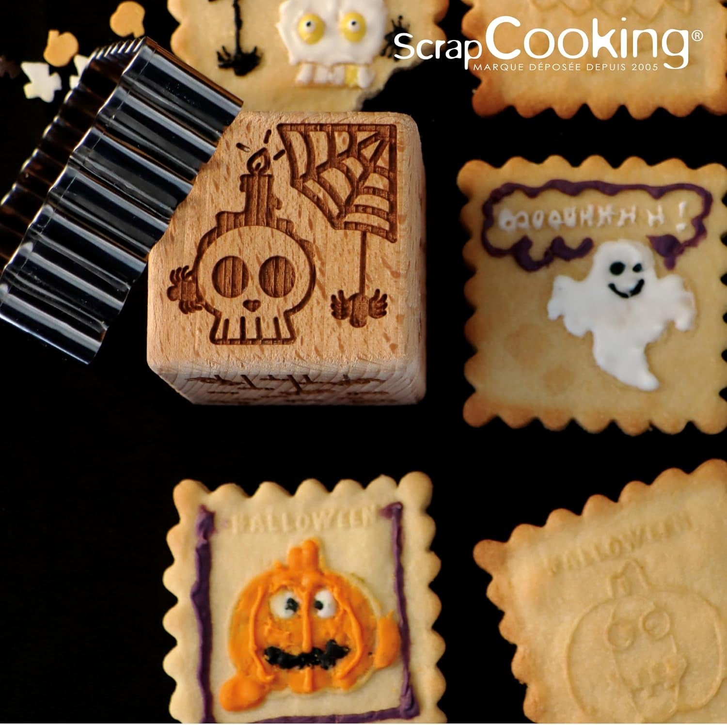 ScrapCooking – Gebäckstempel aus Holz mit Halloween-Mustern – mit 1 Keksausstecher und Würfelausstecher mit 5 erhabenen eingravierten Gesichtern – 5298