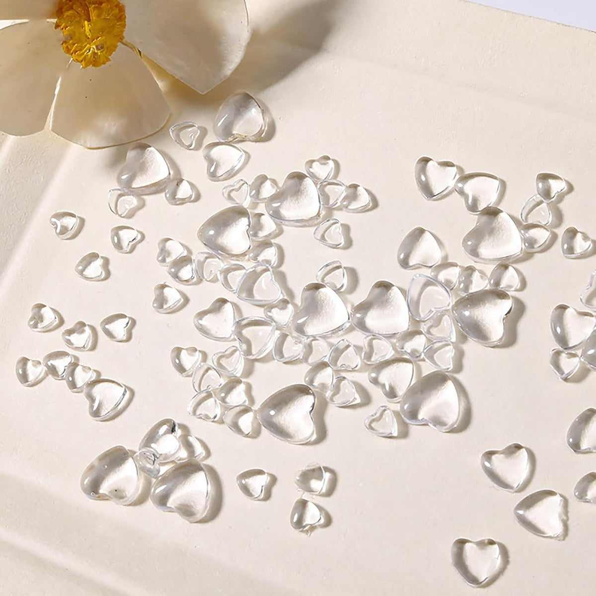 3D Herz Nail Art Charms,320 Stück Niedliche Klar Acryl Herz Nail Charms, Flatback Heart Nagel Strasssteine 4Mm 6Mm 8Mm Harz Nagelkunst Dekorationen for Frauen Mädchen DIY Maniküre Zubehör(4Mm 6Mm 8Mm)