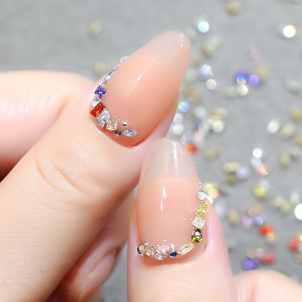 2000Pcs Bunte Strasssteine Nägel Glitzersteine Nail Charms Nailart Edelsteine Nagel Steine Glitzer Steine Nagel Charms Nägel Zubehör Kristalle Diamant Nageldesign Strass Nail Art Rhinestones Nail Gems