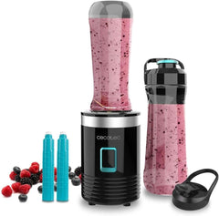 Cecotec Tragbarer Einzelstandmixer Power Titanium 300 Easygo. 350W, Zerkleinert Eis, 4 Klingen Mit Schwarzer Titanbeschichtung, Inklusive 2 Kühlröhren, 2 Tragbaren Bechern Und 2 Deckeln Anya és Gyermek Naty Shop Schwarz 500 W | 2 üveg