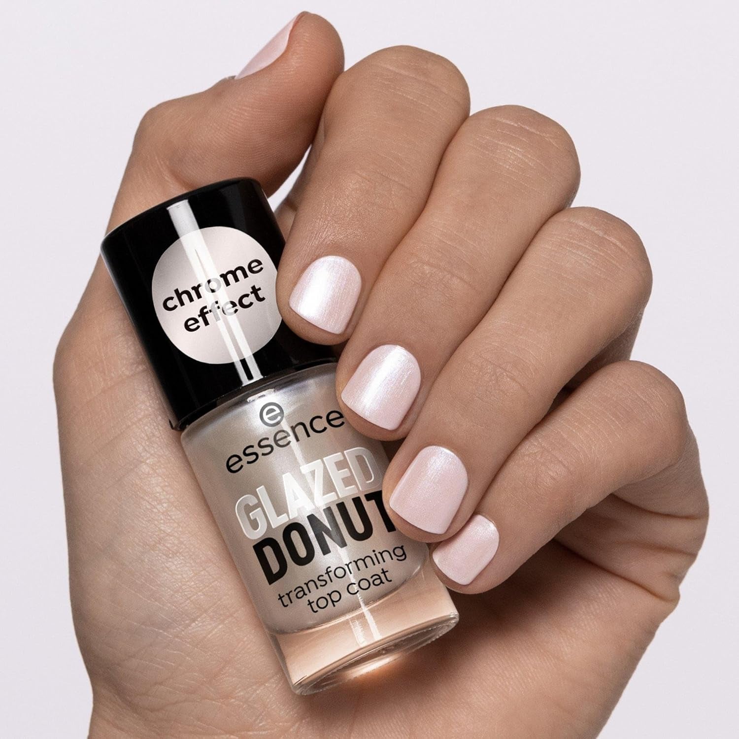 Felső réteg Essence Glazed Donut 8 ml