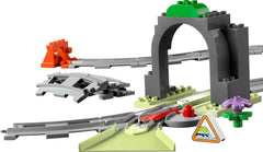 LEGO DUPLO Town Railway Tunnel And Tracks - Set de expansiune, cadou pentru copii mici, încurajează dexteritatea, set de joacă pentru fanii vehiculelor de la 2 ani, jucărie de învățare creativă 10425 Seturi de constructie Besuche den LEGO-Store