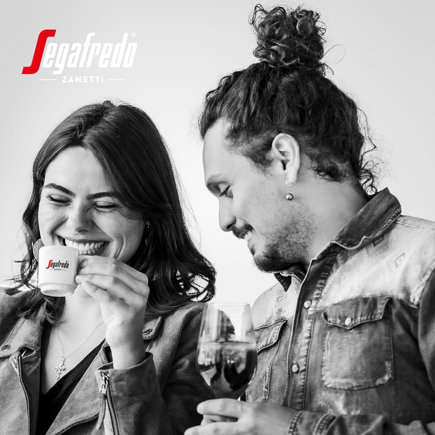 Segafredo Zanetti Selezione Espresso - Boab întreg (pachet de 1 kg) - Potrivit pentru toate specialitățile de cafea italienești - Prăjire medie spre închisă, aromă puternică și intensă