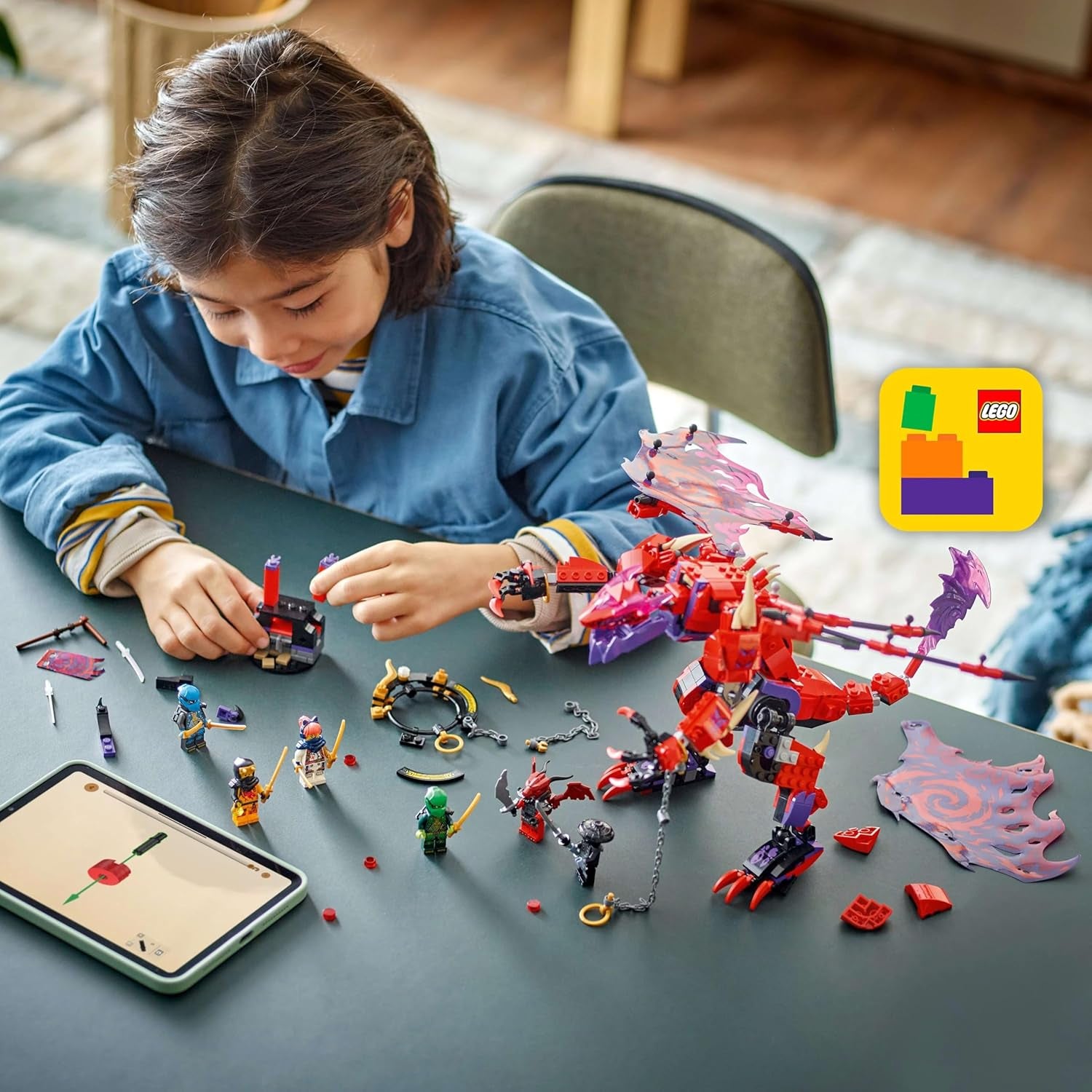 LEGO NINJAGO Chaosdrache Donnerzahn - Spielzeug mit 6 Ninja Minifiguren - Rollenspiel Bauset für Jungen und Mädchen ab 8 Jahren - Geschenke für TV-Serie Aufstieg der Drachen 71832