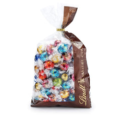 Csokoládé mix LINDOR | 1371 g | kb. 109 golyó: Klasszikus keverék tejcsokoládé golyókhoz és LINDOR | kb. 80 db csokoládégolyó (tej, fehér, sötét 60%, mogyoró) | Ömlesztett csomag, 1 kg