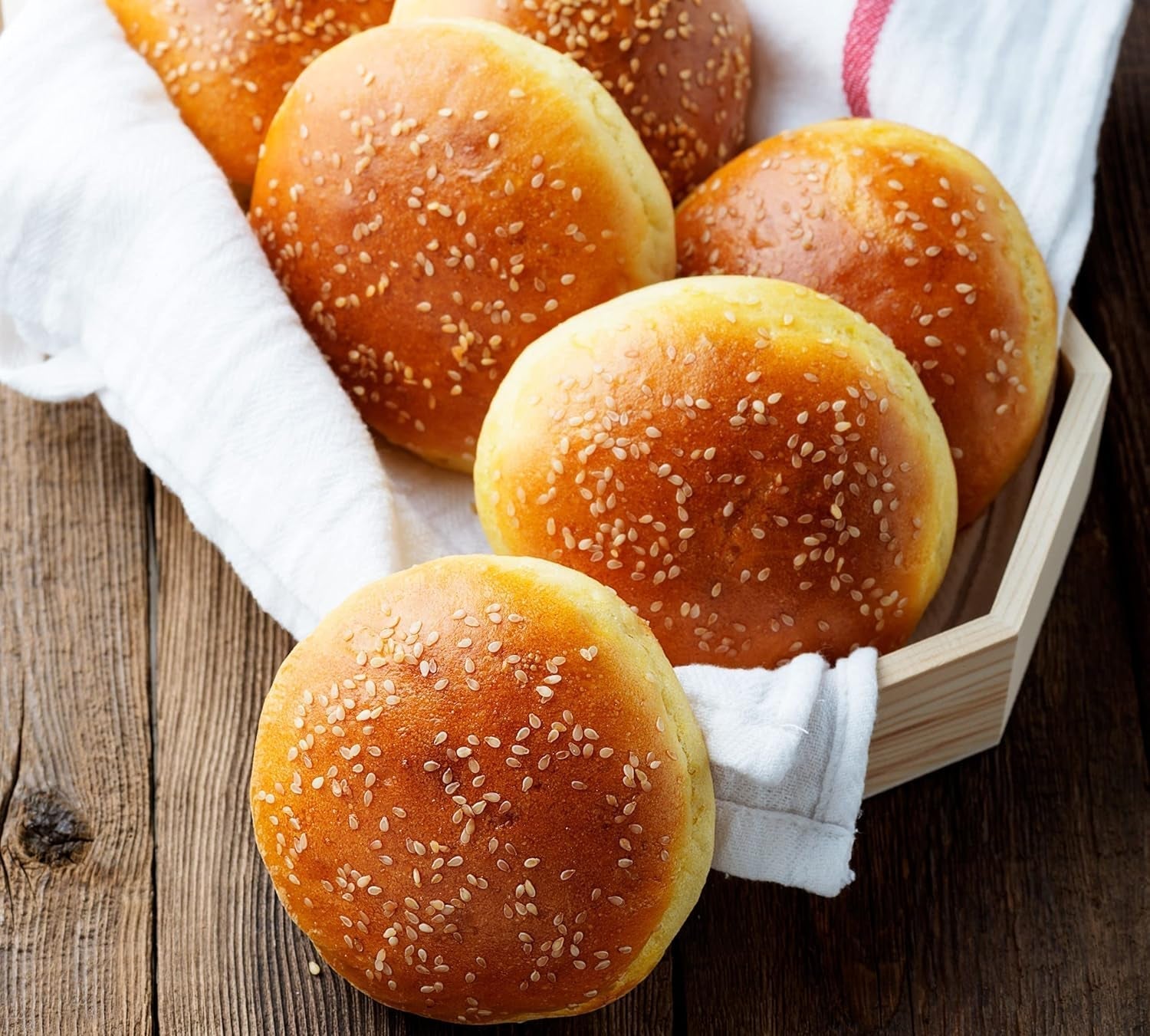 Hamburgerbrötchen, Perforiert, Antihaftbeschichte, 4 Runde Mulden Mit Je 12 cm, Pfannengröße 28 X 28 cm, 2,5 cm Tief, Mittelgroß, Schwarz Formák és tálcák sütéshez Naty Shop