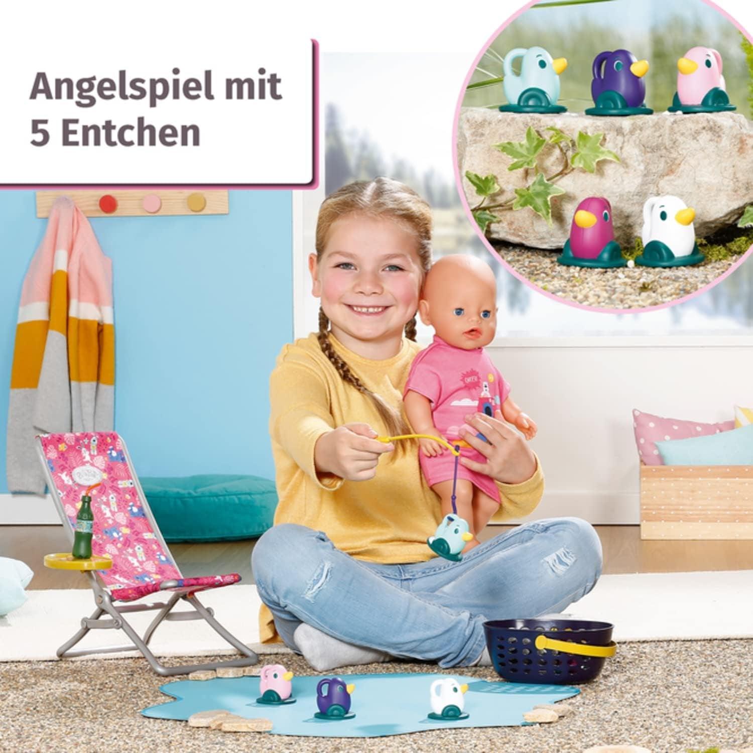 BABY born 832790 Weekend Fischen - Puppenzubehör Angel-Set mit bunt bedruckten Liegestuhl mit Ablagetischchen, Flasche, Korb, Enten und Angel sowie pinkem Longshirt, Pink