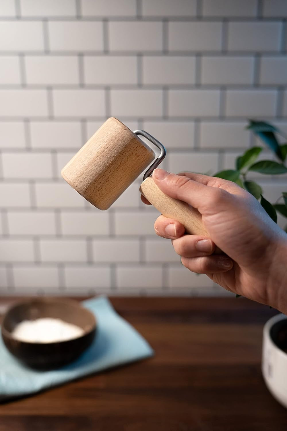 Chinchilla® Backblechroller/Teigroller zylindrisch aus Buchenholz | Der stable Helper für die Küche | Németországban készült | Nachhaltige Qualität aus Deutschland | 18 x 5 cm