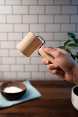 Chinchilla® Backblechroller/Teigroller zylindrisch aus Buchenholz | Der stable Helper für die Küche | Németországban készült | Nachhaltige Qualität aus Deutschland | 18 x 5 cm