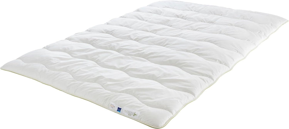Badenia Trendline Eco quilt Aerelle Blue Duo 135 X 200 Cm, Alb, certificat Öko- Tex, Produs în conformitate cu standardul de calitate german Plapumi si pilote Naty Shop