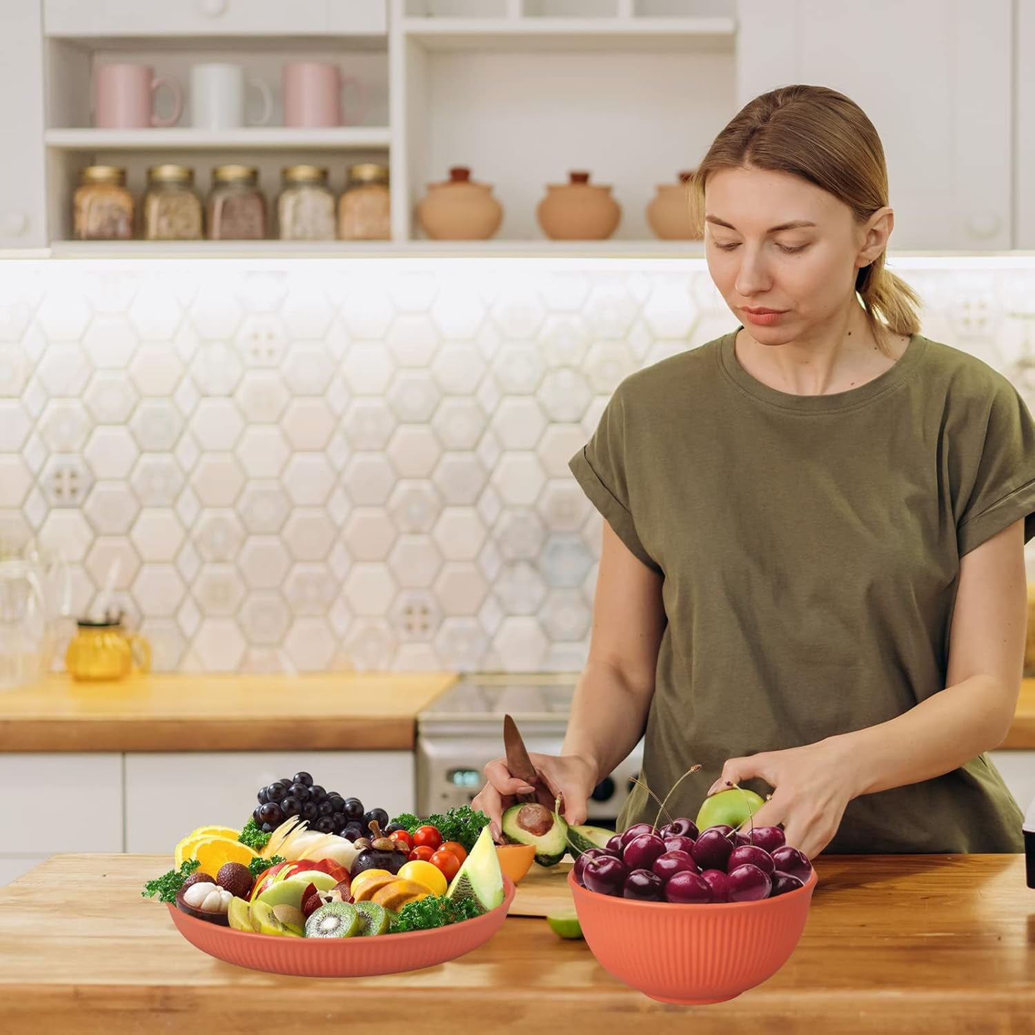 Set de tacâmuri indestructibil pentru 6 persoane, set de tacâmuri pentru camping cu 66 de piese, seturi de tacâmuri din plastic pentru picnic, ușoare, colorate, grătar, farfurii de servire din plastic, boluri, set de tacâmuri