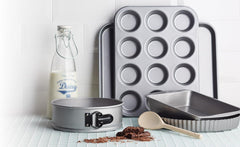 Kitchen Craft muffin tepsi, tapadásmentes fedő, 12 muffin fér el, 35 cm x 27 cm Naty Shop tepsi és tepsi