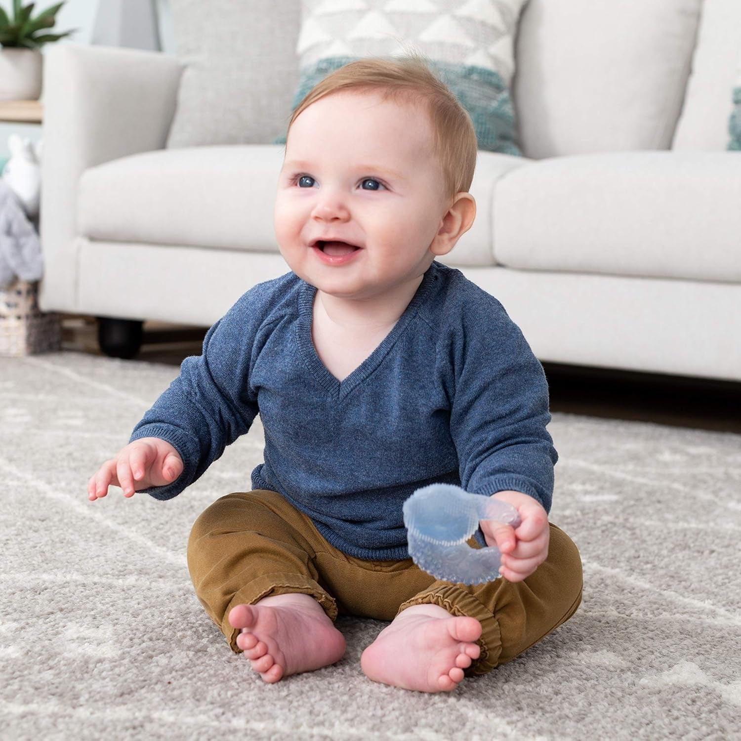 Infantino 316564-01 Inele de dentiție transparente Infantino – Inel de dentiție moale, fabricat din material non-toxic, pentru dezvoltarea senzorială și susținerea dentiției, multicolor