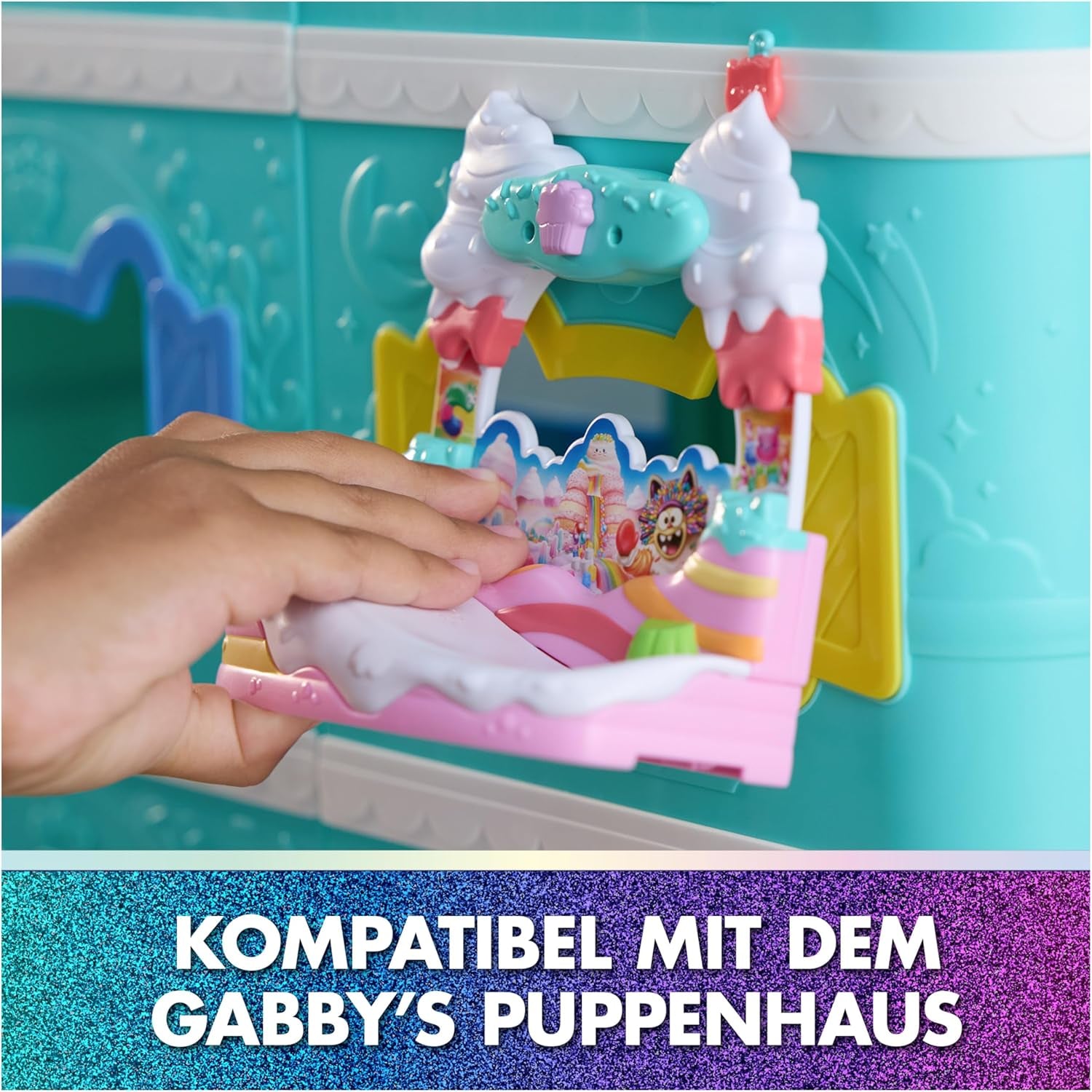 DREAMWORKS CASA DE PĂPUSI A LUI GABBY: FILMUL - „Balconul dulce al lui Kuchi”, set de joacă cu figurină și accesorii pentru casă de păpuși pentru copii cu vârsta de 3 ani și peste